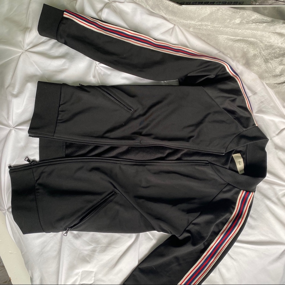 Aritzia Zip Up Jacket